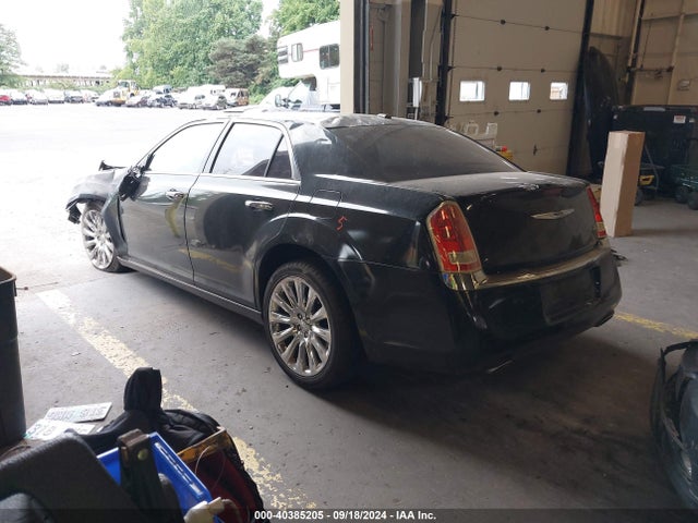 Chrysler 300 Uptown Edition 2014 2C3CCAAG7EH339979 Image 3