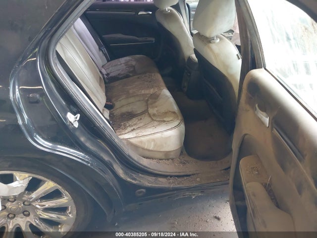 Chrysler 300 Uptown Edition 2014 2C3CCAAG7EH339979 Image 8