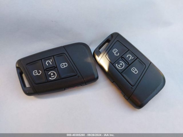 3VV2B7AX2LM110364 Volkswagen Tiguan