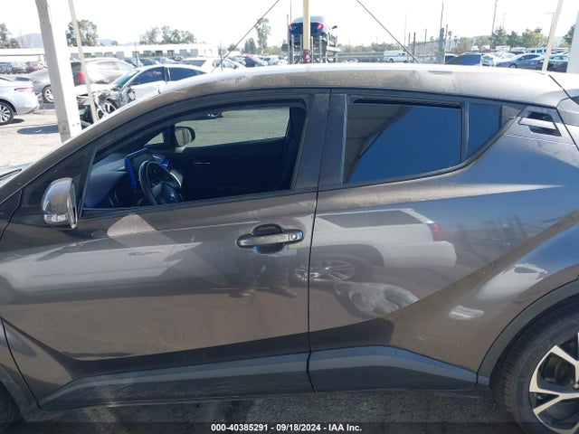 Toyota C-HR XLE 2020 JTNKHMBXXL1090965 Image 14