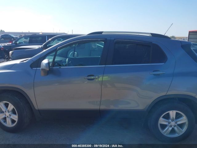 3GNCJPSB5LL138276 Chevrolet Trax Awd Lt