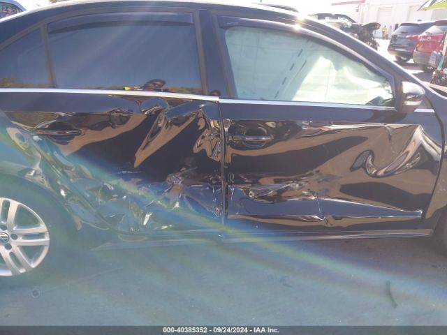 3VWDB7AJXHM293584 Volkswagen Jetta 1.4t Se