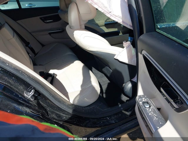W1KAF4GB1RR181397 Mercedes-Benz C 300