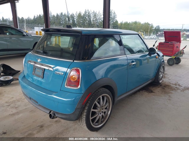 2008 MINI COOPER WMWMF33578TT65999 Photo 3