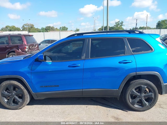 1C4PJLLB1MD192232 Jeep Cherokee Altitude Fwd