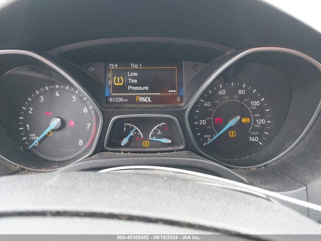 Ford FOCUS SE 2017 1FADP3K28HL224890 Image 7