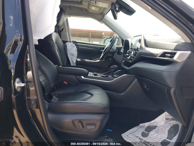 Toyota Highlander Xle 2022 5TDGZRAH1NS112856 Image 5