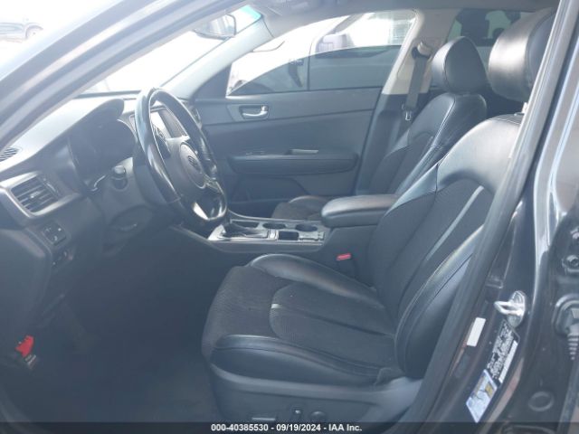 5XXGT4L33KG284695 KIA Optima S