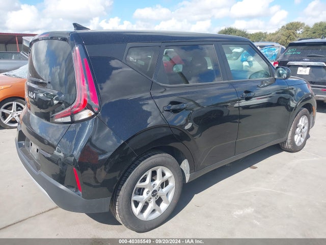 KIA SOUL LX 2023 KNDJ23AU3P7870568 Image 4