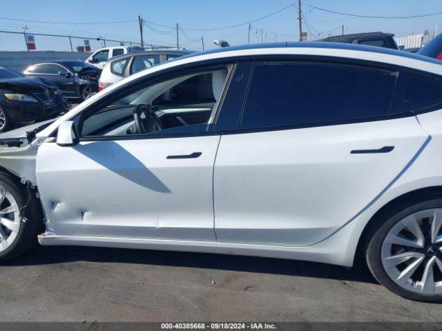 5YJ3E1EA3NF357641 Tesla MODEL 3