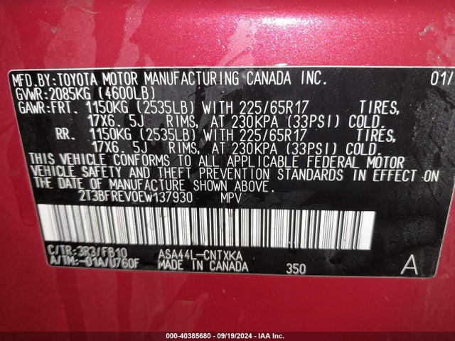2T3BFREV0EW137930 Toyota RAV4 LE
