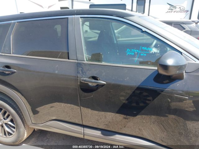 5N1BT3AA9RC675071 Nissan Rogue S Fwd