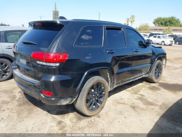 1C4RJEAG2JC228059 Jeep Grand Cherokee Altitude 4x2