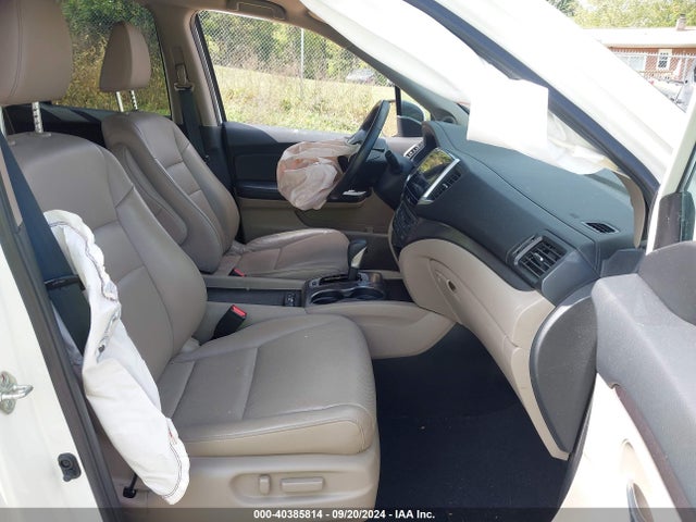Honda Ridgeline Rtl-t 2018 5FPYK3F6XJB005422 Image 5