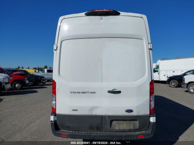 1FTBR3U80NKA64275 Ford Transit-250 Cargo Van