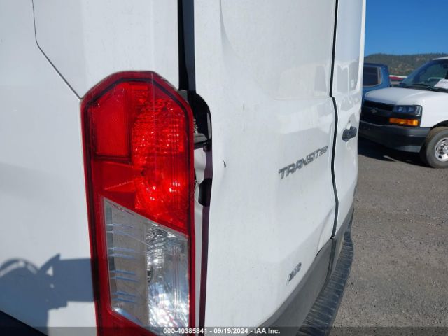 1FTBR3U80NKA64275 Ford Transit-250 Cargo Van