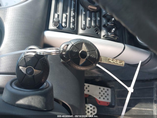 2006 MINI COOPER S WMWRE33536TL17325 Photo 10