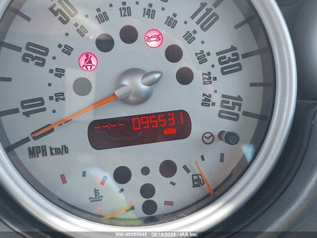 2006 MINI COOPER S WMWRE33536TL17325 Photo 6