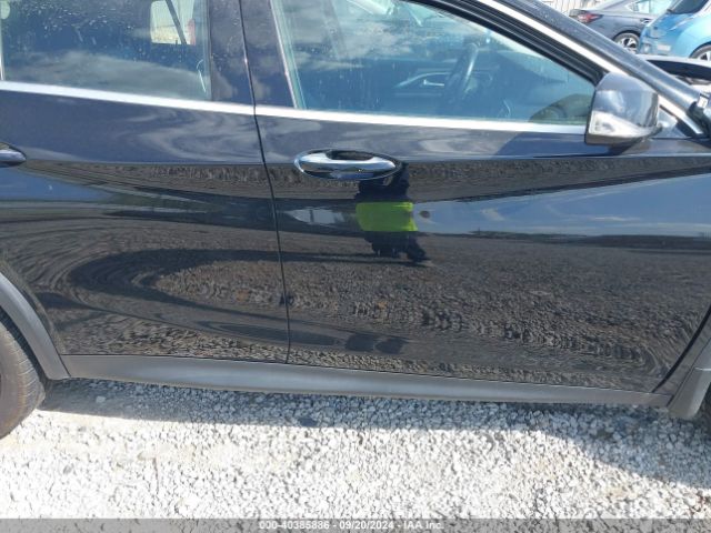 SJKCH5CR4JA049062 Infiniti Qx30 Premium
