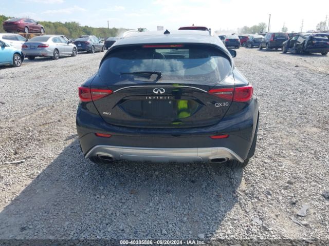 SJKCH5CR4JA049062 Infiniti Qx30 Premium