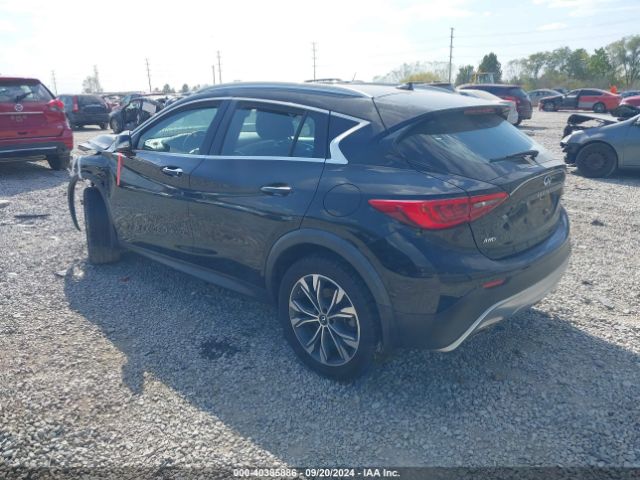 SJKCH5CR4JA049062 Infiniti Qx30 Premium