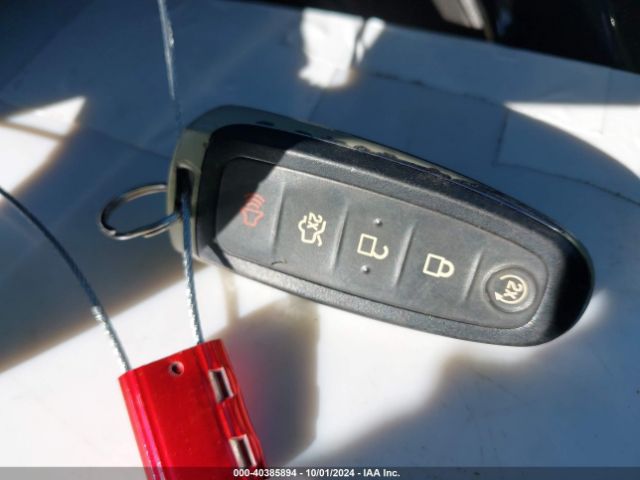 1FMCU9J95EUA63531 Ford Escape Titanium