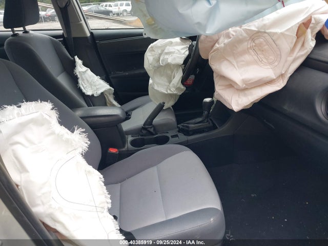 Toyota COROLLA L 2019 2T1BURHE0KC204467 Image 5