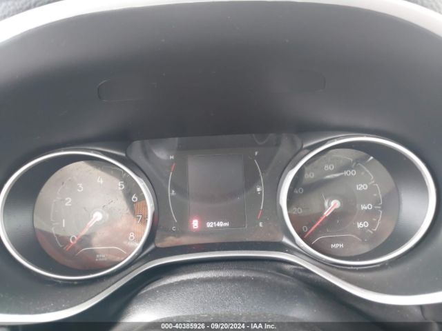 3C4NJCBBXJT489577 Jeep Compass Sun And Wheel Fwd