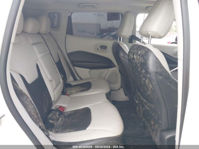 3C4NJCBBXJT489577 Jeep Compass Sun And Wheel Fwd