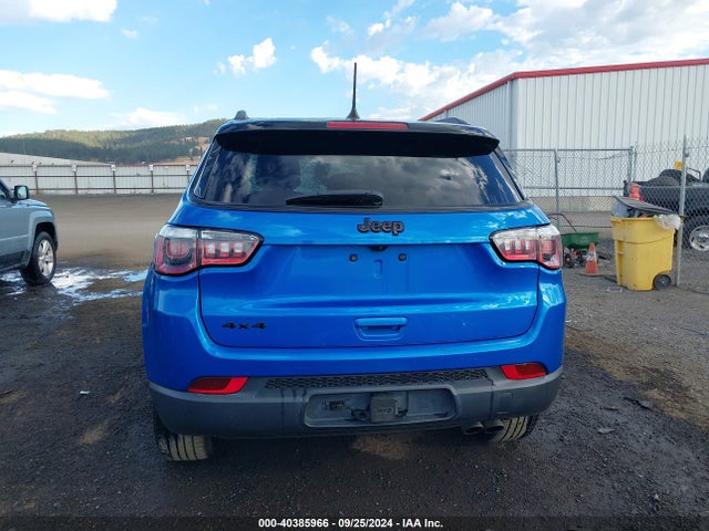 3C4NJDBB6KT734639 Jeep Compass Altitude 4x4
