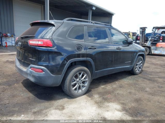 1C4PJLAB6GW126836 Jeep Cherokee Sport