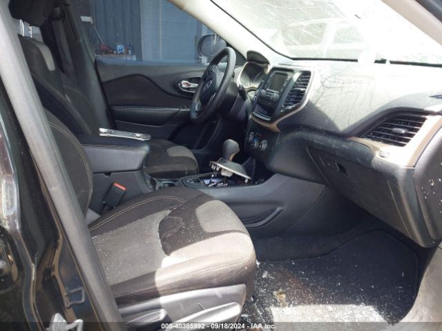 1C4PJLAB6GW126836 Jeep Cherokee Sport