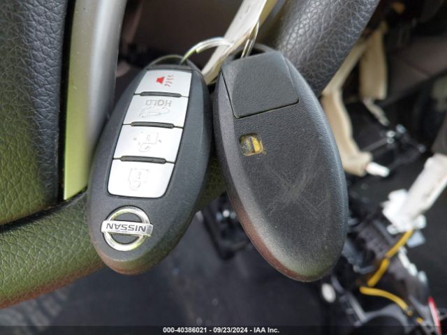 JN8AT2MT3GW012537 Nissan ROGUE SV