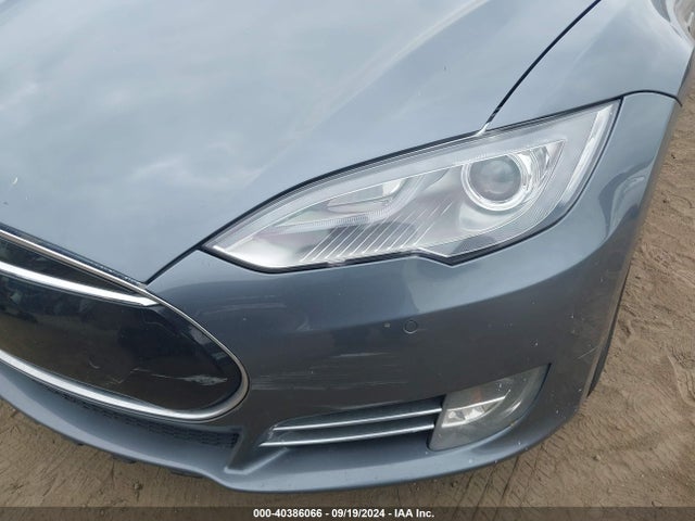 2013 TESLA MODEL S 5YJSA1DN4DFP21060 Photo 5