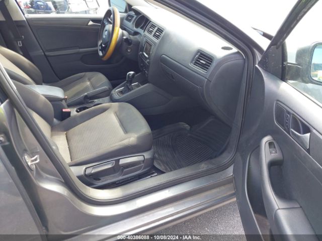 3VW267AJ9GM219731 Volkswagen Jetta 1.4t S