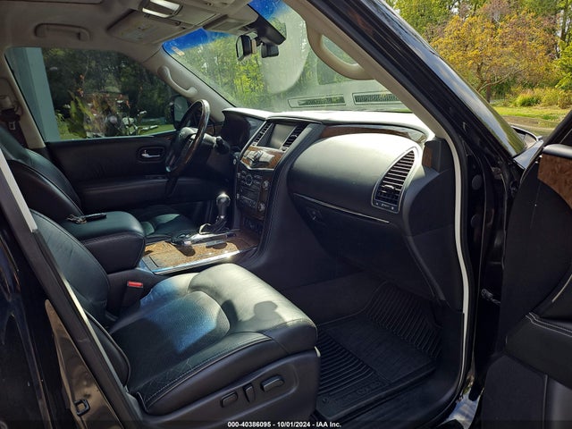 JN8AZ29F7H9646733 Infiniti QX80