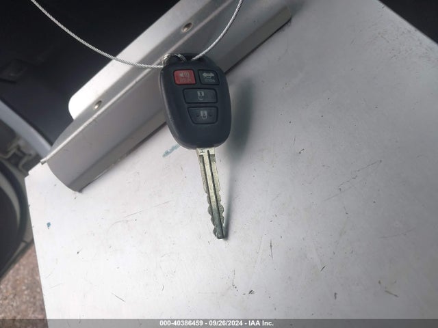 Toyota COROLLA LE 2014 5YFBURHE3EP089755 Image 11