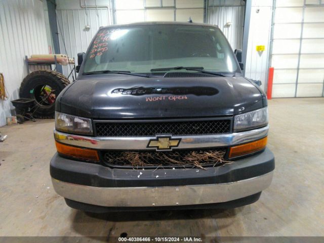 1GCWGAFP5J1185884 Chevrolet Express 2500 Work Van