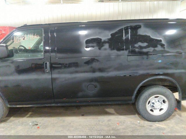 1GCWGAFP5J1185884 Chevrolet Express 2500 Work Van