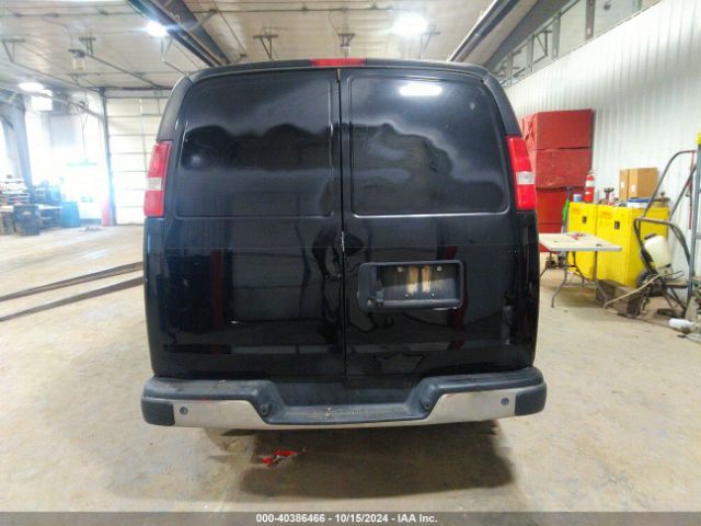 1GCWGAFP5J1185884 Chevrolet Express 2500 Work Van
