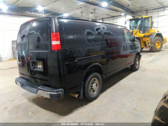 1GCWGAFP5J1185884 Chevrolet Express 2500 Work Van