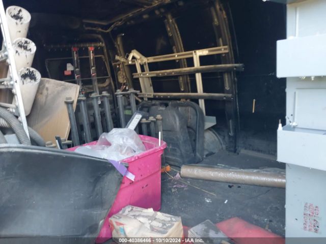1GCWGAFP5J1185884 Chevrolet Express 2500 Work Van