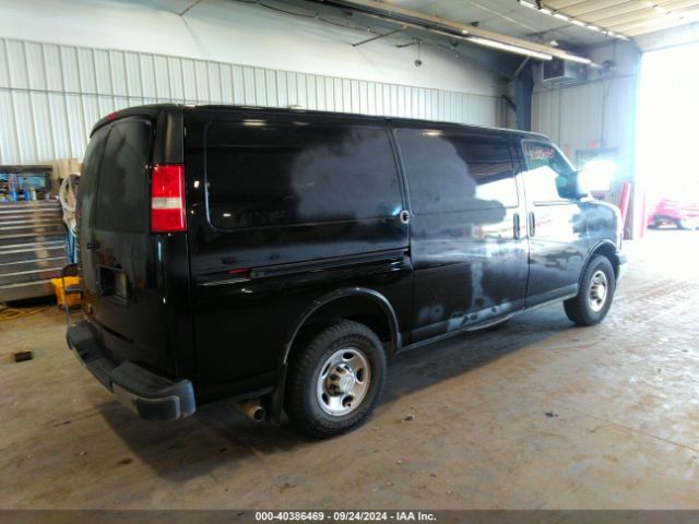 1GCWGAFP8J1185992 Chevrolet Express 2500 Work Van