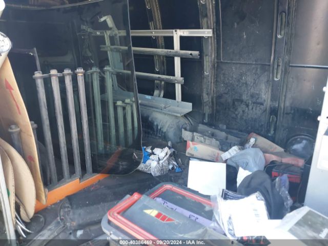 1GCWGAFP8J1185992 Chevrolet Express 2500 Work Van