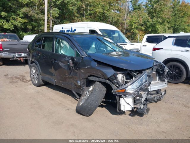 2T3A1RFV2MC211423 auction archive image