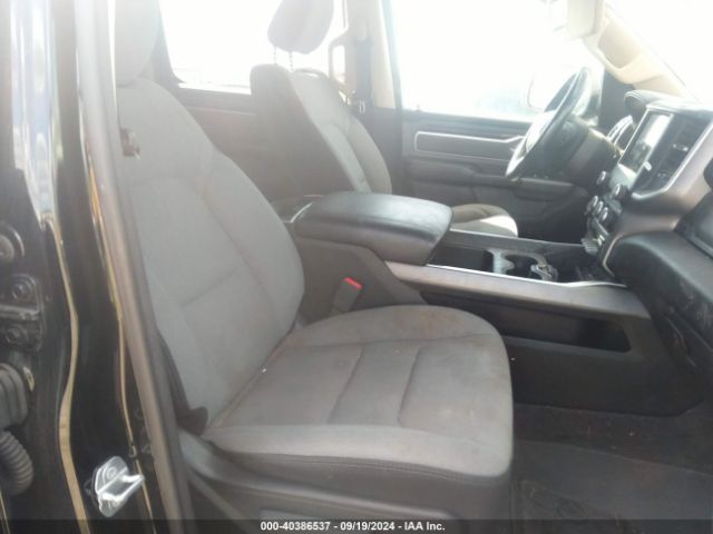1C6RRFFG7KN911556 RAM 1500 Big Horn/lone Star  4x4 5'7 Box
