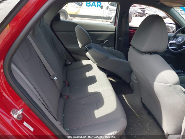KMHLL4AG9MU210405 Hyundai ELANTRA SE