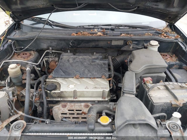 2006 MITSUBISHI OUTLANDER JA4LZ31F36U048823 Photo 9
