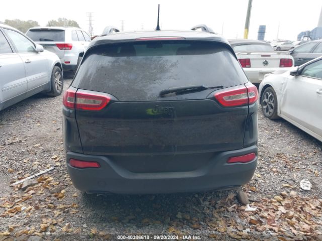 1C4PJLAB8GW369452 Jeep Cherokee Altitude