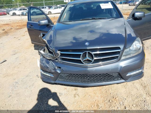 WDDGF8AB7EA893335 Mercedes-Benz C 300 Luxury 4matic/sport 4matic